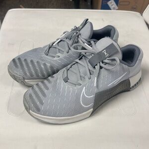 Nike Men’s Metcon 9 training shoes Lt. Grey/Phanton Dust size US 12